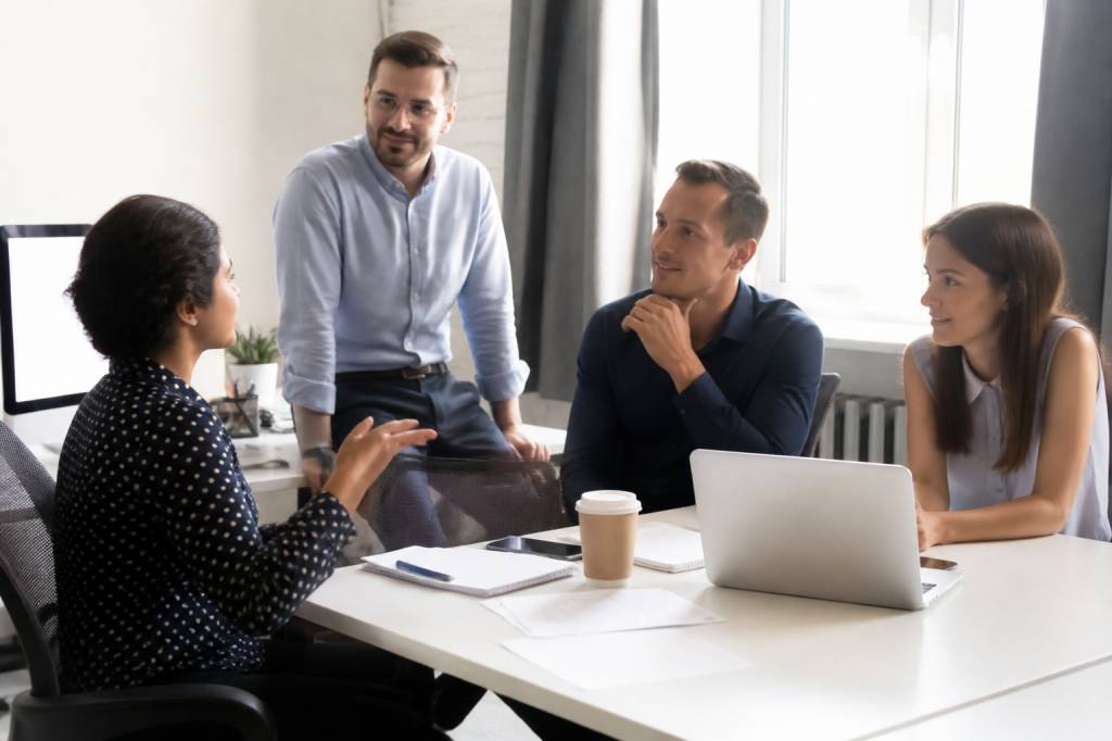 Les métiers qui recrutent et les formations pour y accéder : secteurs à privilégier